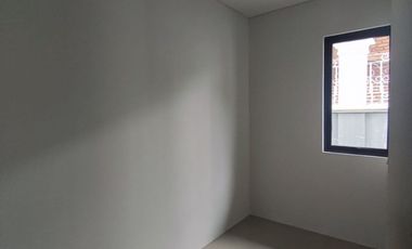 Disewakan Rumah Eksclusif Cendana Xpana Karawaci Lokasi Strategis