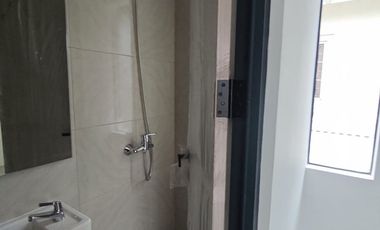 Disewakan Rumah Eksclusif Cendana Xpana Karawaci Lokasi Strategis