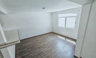 CASA AMPLIA EN VENTA CERCA DEL DEPORTIVO DE TEPOTZOTLAN SE ACEPTAN TODOS LOS CREDITOS 3 RECAMARAS LA PRINCIPAL CON BAÑO COMPLETO, PORTON ELECTRICO