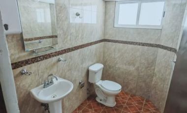 CASA AMPLIA EN VENTA CERCA DEL DEPORTIVO DE TEPOTZOTLAN SE ACEPTAN TODOS LOS CREDITOS 3 RECAMARAS LA PRINCIPAL CON BAÑO COMPLETO, PORTON ELECTRICO