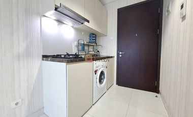 Lokasi Strtategis Dekat Akses Toll! Fasiltas Lengkap Club House Sky Garden View pool Disewakan Studio Unfurnihsed Apartemen Puri Mansion