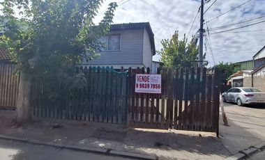 Casa esquina  dos pisos ,  Laguna Sur con Oceanía-Pudahuel