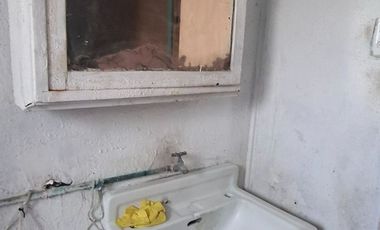 Casa esquina  dos pisos ,  Laguna Sur con Oceanía-Pudahuel
