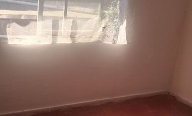 Casa esquina  dos pisos ,  Laguna Sur con Oceanía-Pudahuel