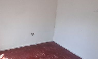 Casa esquina  dos pisos ,  Laguna Sur con Oceanía-Pudahuel