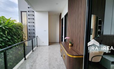 DIJUAL RUMAH MEWAH 2 LANTAI DEKAT JOGJA CITY MALL