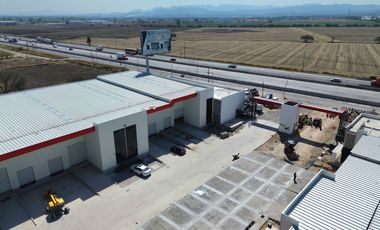 BODEGA INDUSTRIAL EN RENTA PARA LOGÍSTICA, NAVETEC CALAMANDA SOBRE CARRETERA 57, Querétaro