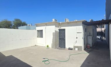 CASA DE RENTA EN PRIVADA VILLANOVA DIAMANTE