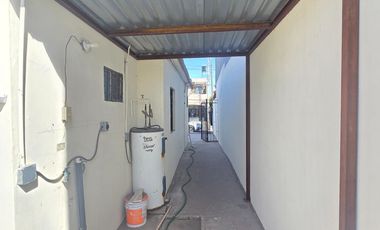 CASA DE RENTA EN PRIVADA VILLANOVA DIAMANTE