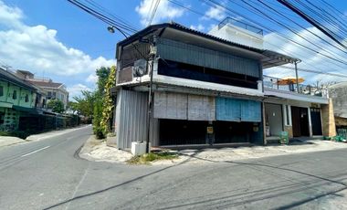 DIJUAL RUMAH DAN RUKO PUSAT BISNIS DAN KULINER DEKAT KAMPUS UMS SOLO