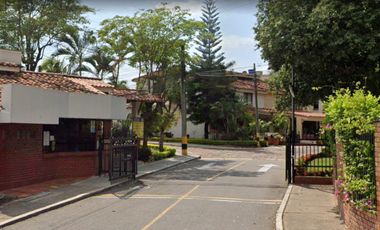 VENDO CASA EN CONJUNTO RESIDENCIAL LA PERA EN CAÑAVERAL FLORIDABLANCA