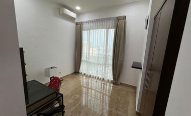 Nicely Furnished and Spacious Penthouse Apartment with Strategic Location At Senayan Residences