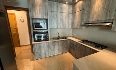 Nicely Furnished and Spacious Penthouse Apartment with Strategic Location At Senayan Residences