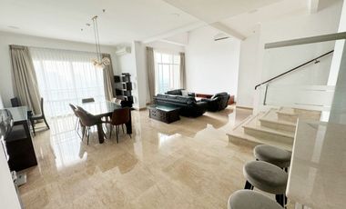 Nicely Furnished and Spacious Penthouse Apartment with Strategic Location At Senayan Residences
