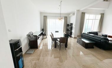 Nicely Furnished and Spacious Penthouse Apartment with Strategic Location At Senayan Residences