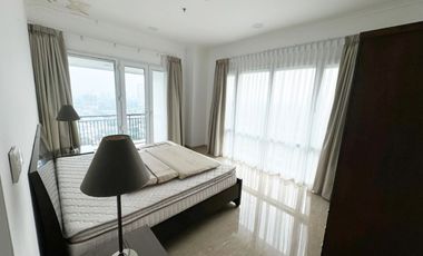 Nicely Furnished and Spacious Penthouse Apartment with Strategic Location At Senayan Residences