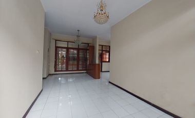 Rumah siap huni , Jln Budi Baru  kompl Cimindi Raya Cimahi Utara