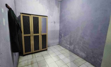 DISEWAKAN MURAH RUMAH BESAR luas 170m KAMPUNG PONDOK JAGUNG GRAHA RAYA AREN SERPONG