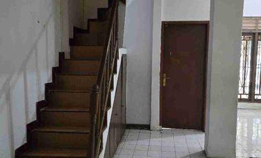 Dijual rumah 2 lantai LT 120 hanya 750jt di pekayon bebas banjir