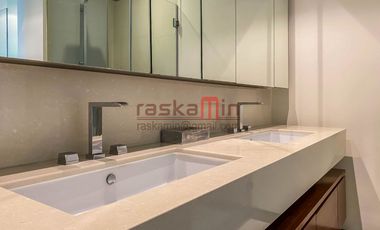 High Floor Luxury 4 Bedrooms Riverside Condo for Rent / Sale – The River Bangkok