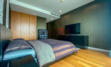 High Floor Luxury 4 Bedrooms Riverside Condo for Rent / Sale – The River Bangkok