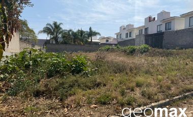 Terreno Ubicado Cerca de La Av Principal y a Media Cuadra del Parque de Las Torres