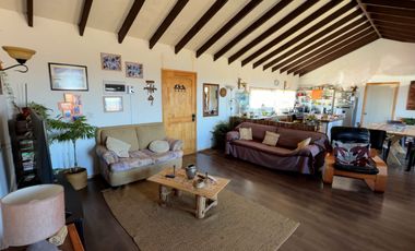 Parcela en venta con 2 casas a 500 metros del asfalto en Estaquilla