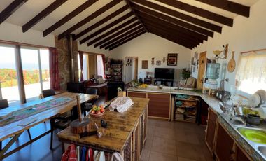 Parcela en venta con 2 casas a 500 metros del asfalto en Estaquilla