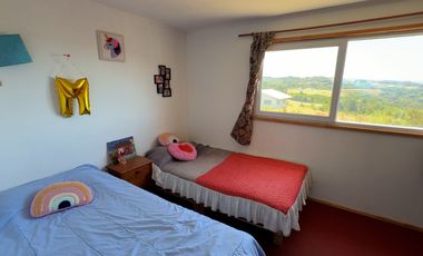 Parcela en venta con 2 casas a 500 metros del asfalto en Estaquilla