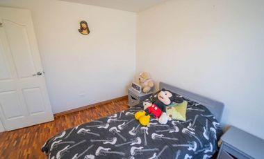 CASA EN VENTA EN LA URBANIZACION LA MARCA EN LA MITAD DEL MUNDO