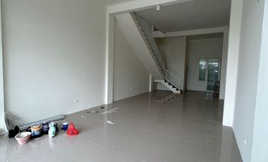 Ruko 3 Lantai, Siap Pakai, Dekat Unhas Makassar