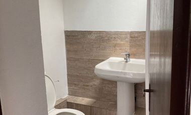 Local Comercial con depto de 2D 1B