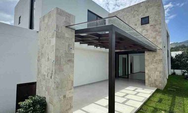 Casa en venta sector la Cerámica, Tumbaco