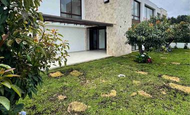 Casa en venta sector la Cerámica, Tumbaco