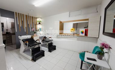 SE VENDE DERECHO A LLAVE – SALÓN DE BELLEZA Y ESTÉTICA | ANTOFAGASTA