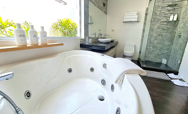 VENDO CASA EN CONDOMINIO CON JARDIN ZONA BATALLONES SURCO