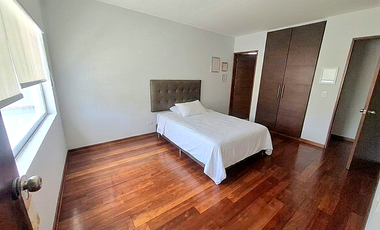 VENDO CASA EN CONDOMINIO CON JARDIN ZONA BATALLONES SURCO