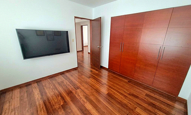 VENDO CASA EN CONDOMINIO CON JARDIN ZONA BATALLONES SURCO