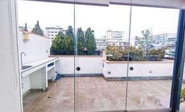 Duplex con Ascensor Directo a Ambos Niveles TERRAZA EN CHACARILLA CERCA A PARQUE