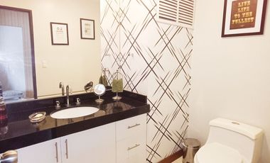 Duplex con Ascensor Directo a Ambos Niveles TERRAZA EN CHACARILLA CERCA A PARQUE