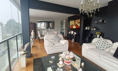 Duplex con Ascensor Directo a Ambos Niveles TERRAZA EN CHACARILLA CERCA A PARQUE