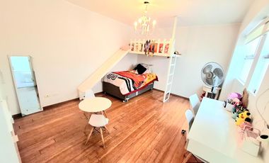 VENDO DUPLEX CON DOBLE ASCENSOR PISCINA TERRAZA CHACARILLA