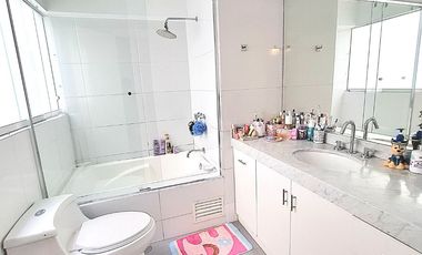 VENDO DUPLEX CON DOBLE ASCENSOR PISCINA TERRAZA CHACARILLA