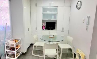 VENDO DUPLEX CON DOBLE ASCENSOR PISCINA TERRAZA CHACARILLA