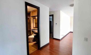 de renta  departamento balcón  3 habitaciones 3 baños 1 parqueadero  gas centralizado guardias gimnasio terraza con BBQ PET friedly