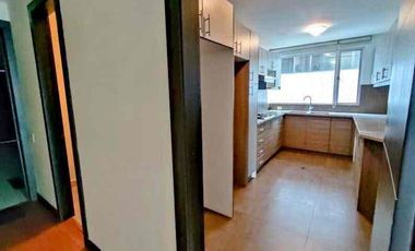 de renta  departamento balcón  3 habitaciones 3 baños 1 parqueadero  gas centralizado guardias gimnasio terraza con BBQ PET friedly