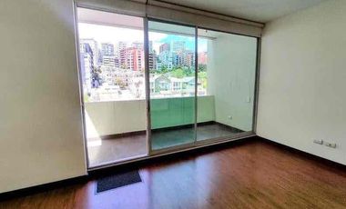de renta  departamento balcón  3 habitaciones 3 baños 1 parqueadero  gas centralizado guardias gimnasio terraza con BBQ PET friedly