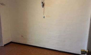 Arriendo casa en villa Las Encinas, Peñaflor