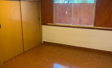Arriendo casa en villa Las Encinas, Peñaflor