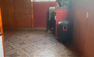Arriendo casa en villa Las Encinas, Peñaflor